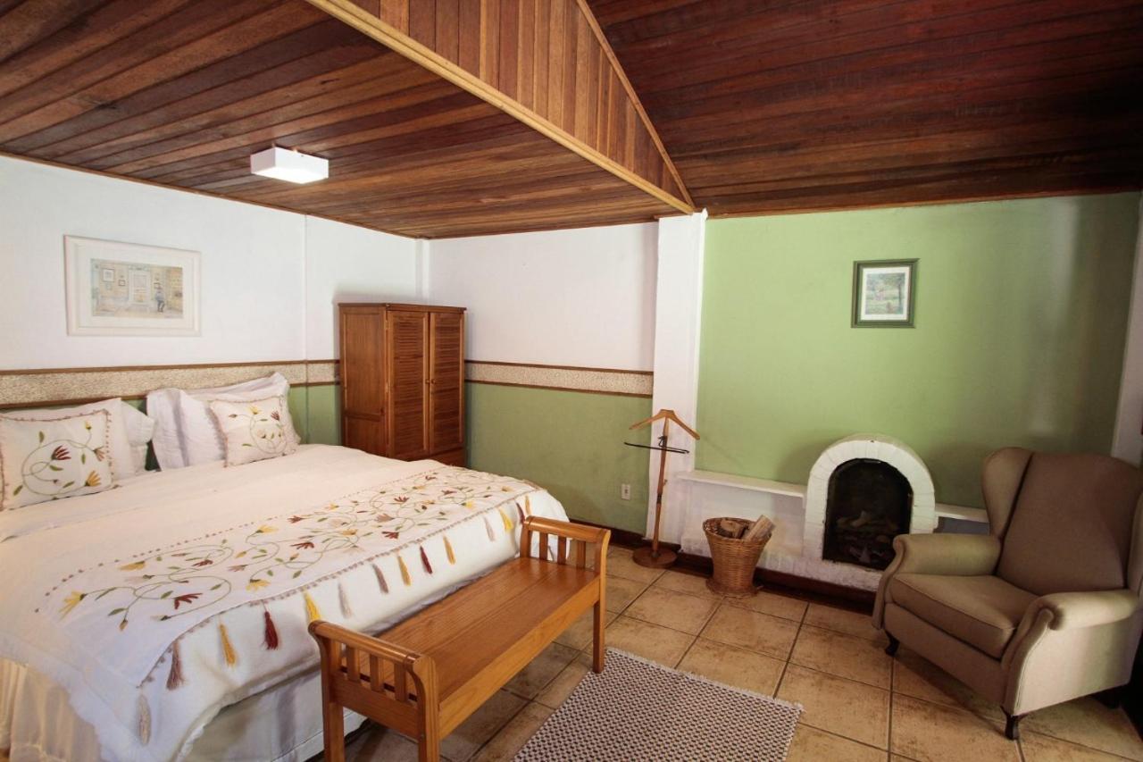 Pequena Suecia Hotel Penedo  Phòng bức ảnh